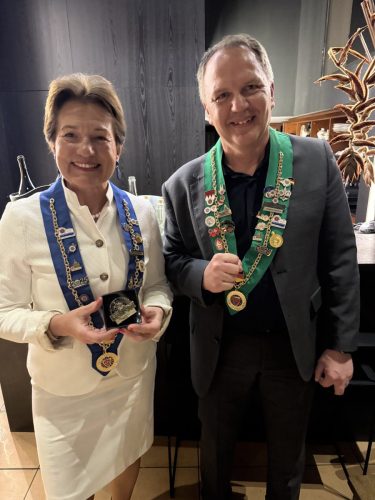 Commandeur gold - 20 Jahre Mitglied Barbara Wilfurth